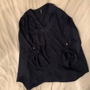 Nice business casual blouse.